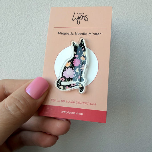 Lavender Floral Black Cat Needle Minder