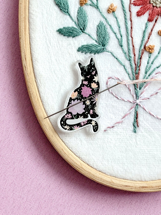 Floral Black Cat Needle Minder