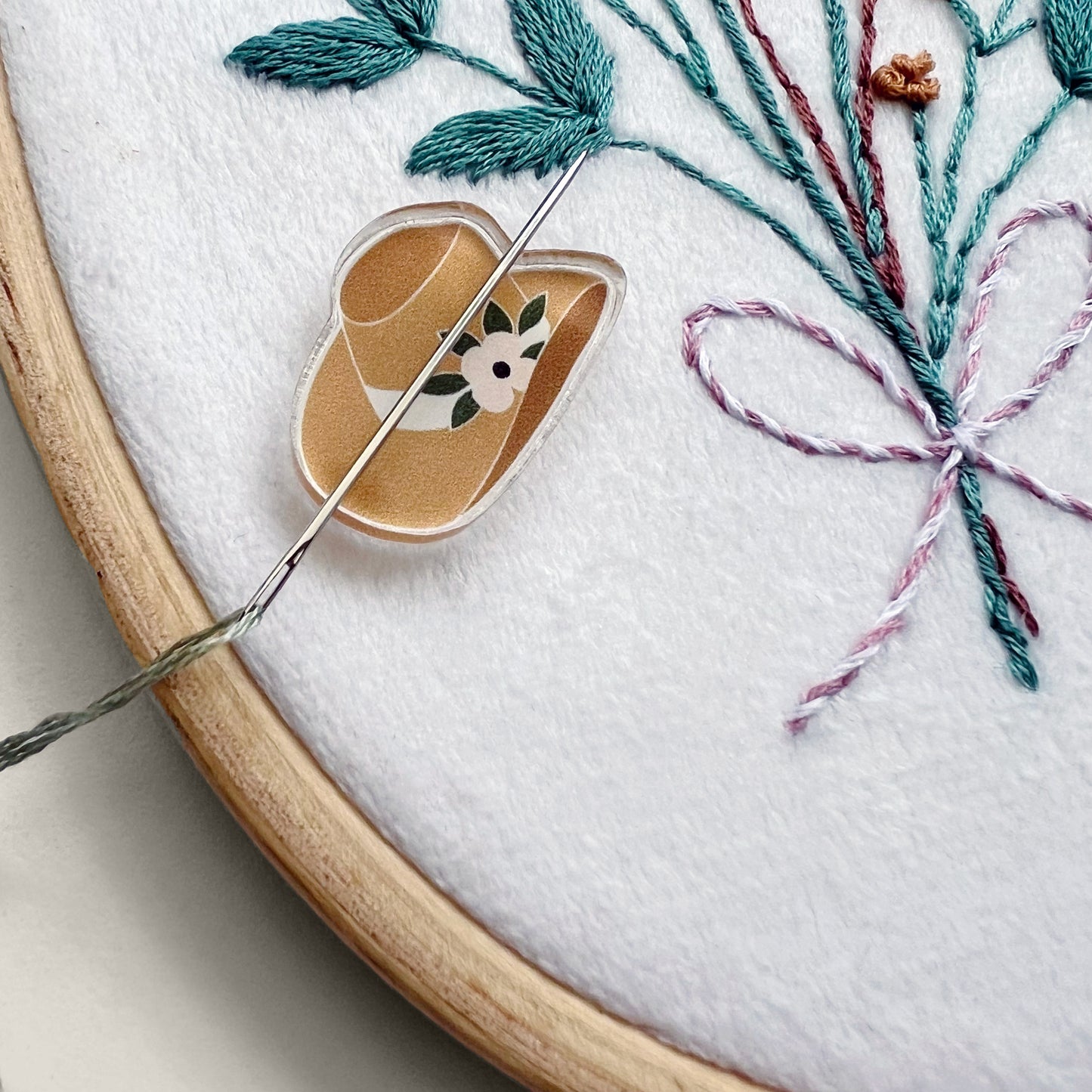 Floral Cowgirl Hat Needle Minder