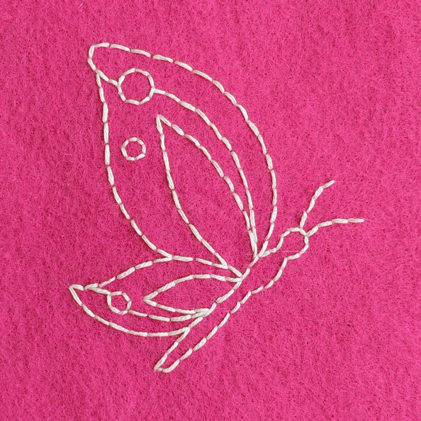 Soft Flutter 1-Stitch Beginner Embroidery Kit