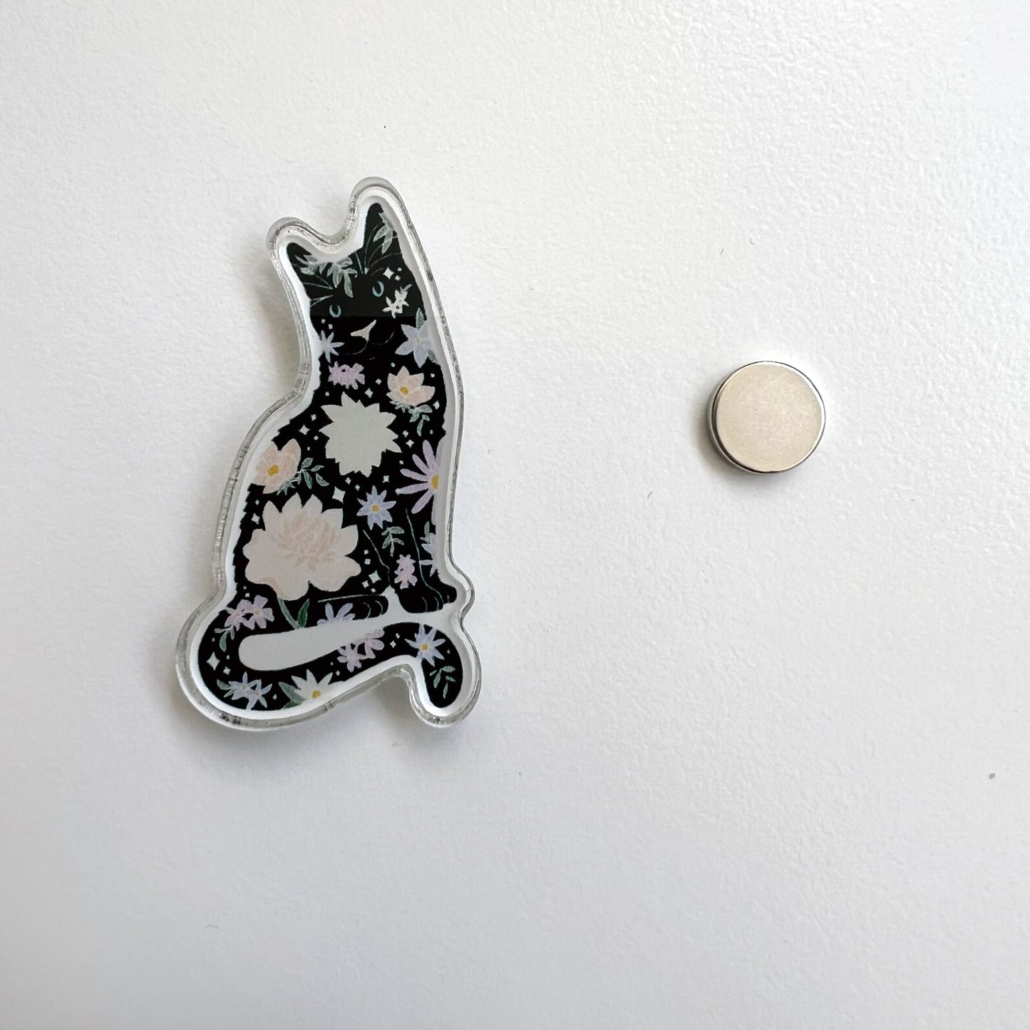 Blush Floral Black Cat Needle Minder